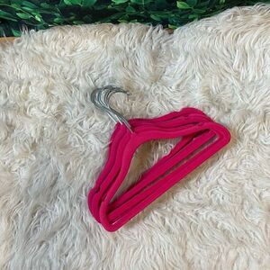 8 hot pink velvety velvet style hanger for infant girls clothes